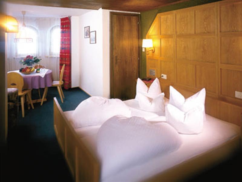 Hotel Tirolerhof Sankt Anton am Arlberg Esterno foto